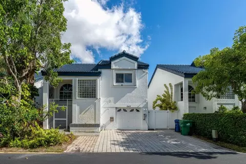 243 NE 212th Ter, Miami, FL 33179