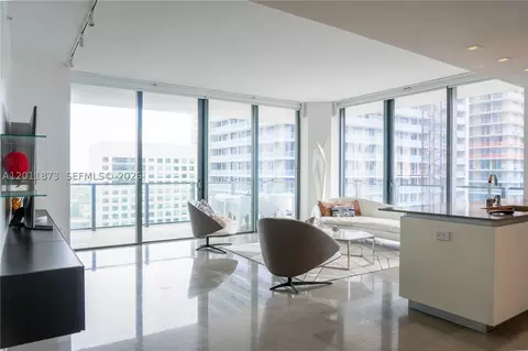 88 SW 7 #2112, Miami, FL 33130