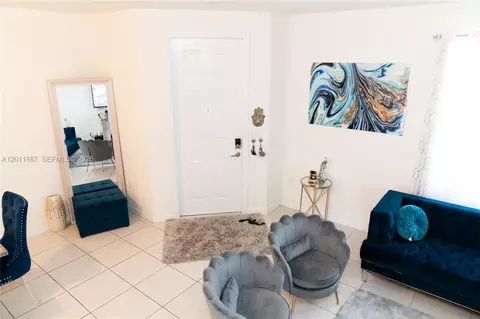 Entry Way - 10599 W 33rd Ct, Hialeah, FL 33018 photo 1 of 3