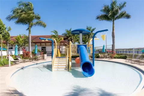 Exterior - 10599 W 33rd Ct, Hialeah, FL 33018 photo 6 of 7