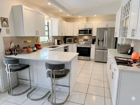 Kitchen - 3575 Marlow Ave, Boynton Beach, FL 33436 photo 1 of 6