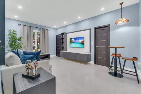 1569 Euclid Ave #7, Miami Beach, FL 33139
