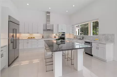 10703 SW 84th Ave, Miami, FL 33156