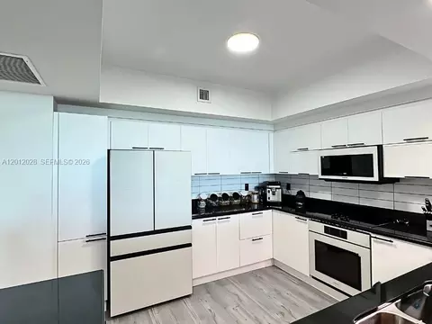 14951 Royal Oaks Ln #1708, North Miami, FL 33181