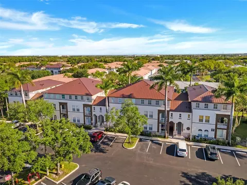 4351 SW 160th Ave #104, Miramar, FL 33027