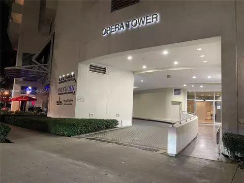 1750 N Bayshore Dr #3403, Miami, FL 33132