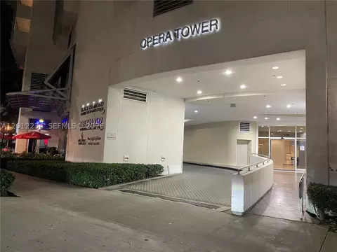 1750 N Bayshore Dr #3403, Miami, FL 33132