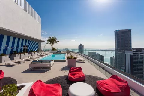 45 SW 9th St #1604, Miami, FL 33130