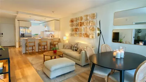 1331 Lincoln Rd #702, Miami Beach, FL 33139