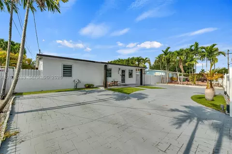 11500 SW 57th Ter, Miami, FL 33173