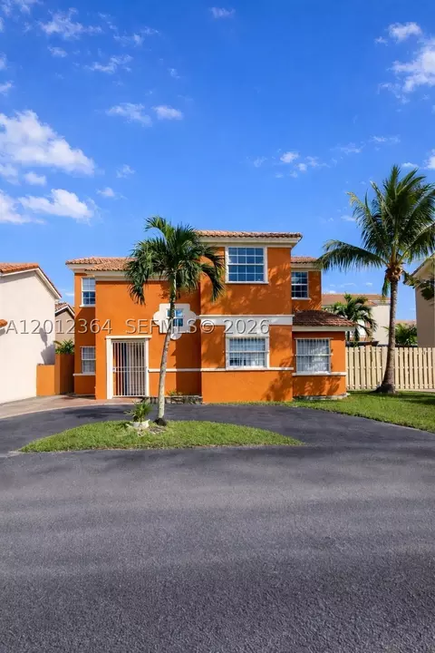 1045 NW 126th Pl, Miami, FL 33182