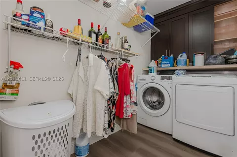 395 W 39th Pl, Hialeah, FL 33012 photo 17
