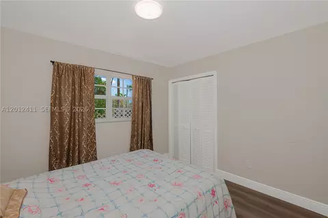 395 W 39th Pl, Hialeah, FL 33012 photo 26