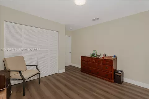 395 W 39th Pl, Hialeah, FL 33012 photo 20