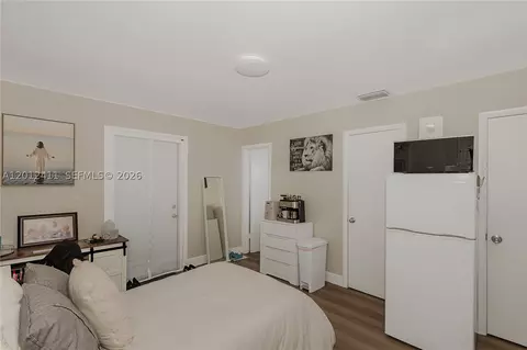 395 W 39th Pl, Hialeah, FL 33012 photo 29