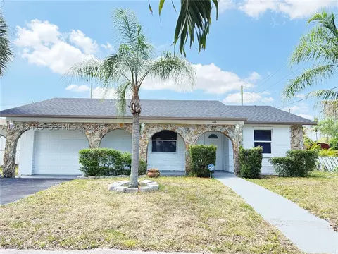 400 SW 14th St, Deerfield Beach, FL 33441