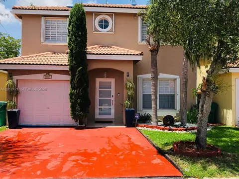16225 SW 99th Ter, Miami, FL 33196