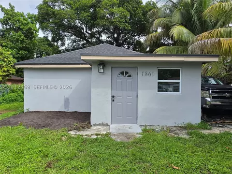 1861 NW 112th St, Miami, FL 33167