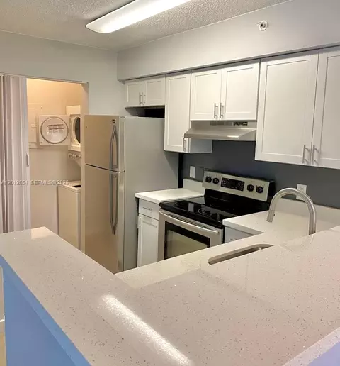 12118 Saint Andrews Pl #107, Miramar, FL 33025
