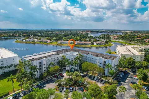 10750 NW 66th St #408, Doral, FL 33178