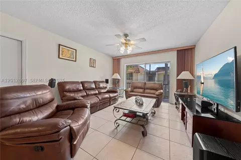 7829 Miller Dr #B205, Miami, FL 33155