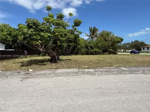 22365 SW 119th Ave, Miami, FL 33170