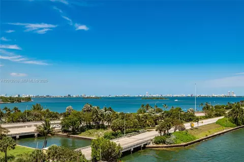 600 NE 36th St #706, Miami, FL 33137