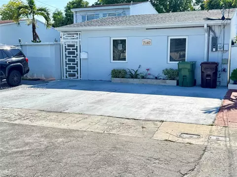 Exterior - 7140 W 15th Ct, Hialeah, FL 33014 photo 2 of 6