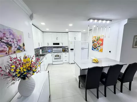 Kitchen - 7140 W 15th Ct, Hialeah, FL 33014 photo 1 of 3