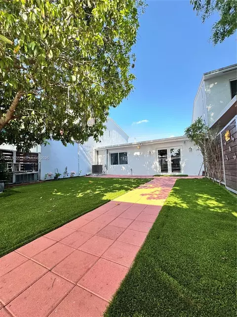 Exterior - 7140 W 15th Ct, Hialeah, FL 33014 photo 4 of 6