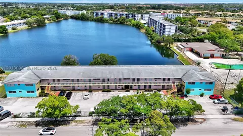 285 NE 191st St #2911, Miami, FL 33179
