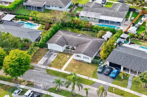 14245 SW 75th Ter, Miami, FL 33183