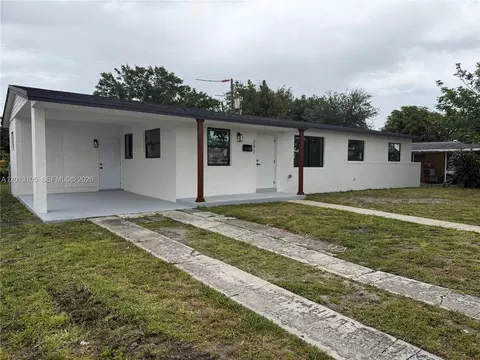 291 NW 184th Ter, Miami Gardens, FL 33169