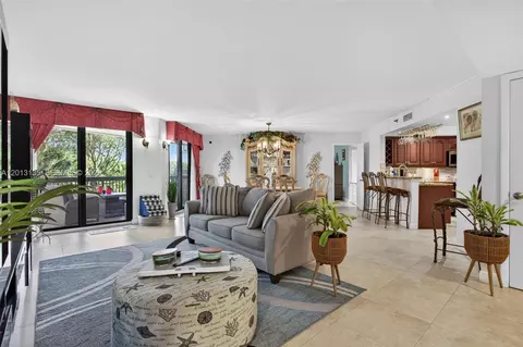 2900 NE 14th St Cswy #304, Pompano Beach, FL 33062