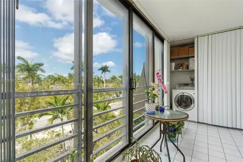 20401 NE 30th Ave #416-8, Aventura, FL 33180