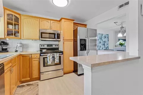 Undisclosed, Pembroke Pines, FL 33024