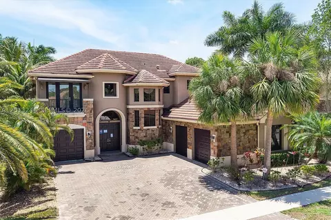10364 Trianon Pl, Wellington, FL 33449