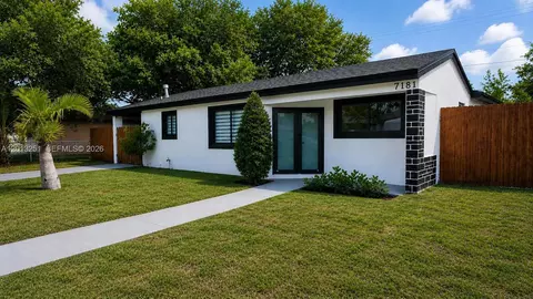 7181 Raleigh St, Hollywood, FL 33024
