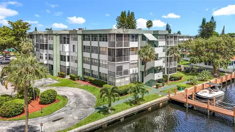 2751 Taft St #304, Hollywood, FL 33020