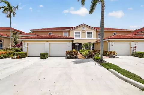 12474 Crystal Pointe Dr #101, Boynton Beach, FL 33437