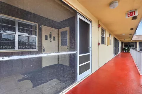 2040 NW 81st Ave #122, Pembroke Pines, FL 33024