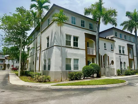 4371 SW 160th Ave #203, Miramar, FL 33027