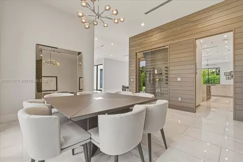 Dining - 6785 SW 99th Ter, Pinecrest, FL 33156 photo 2 of 3