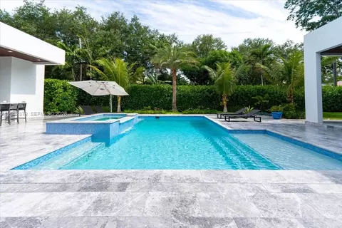 Exterior - 6785 SW 99th Ter, Pinecrest, FL 33156 photo 4 of 16