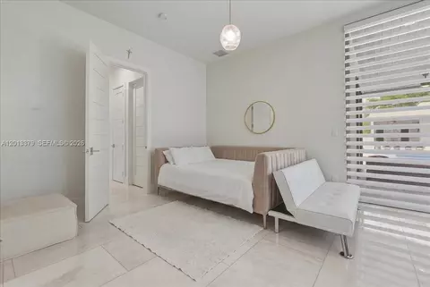 Bedroom - 6785 SW 99th Ter, Pinecrest, FL 33156 photo 8 of 8