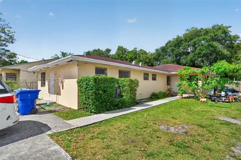 7628 NW 2nd Ct, Miami, FL 33150