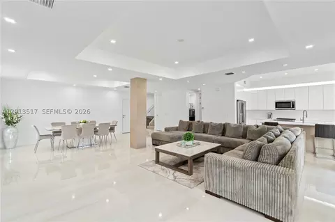 3188 NE 211th Ter, Aventura, FL 33180