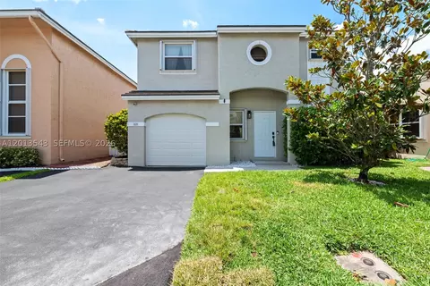829 NW 99th Ave, Plantation, FL 33324