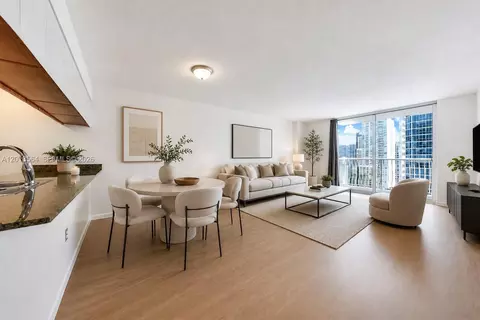 1200 Brickell Bay Dr #3122, Miami, FL 33131