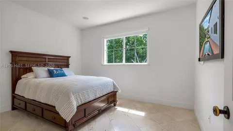 Bedroom - 16763 NW 77th Path, Miami Lakes, FL 33016 photo 5 of 7